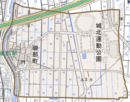 磯部町とその周辺の地図。町の範囲を重ねている