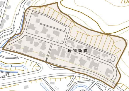 角間新町とその周辺の地図。町の範囲を重ねている
