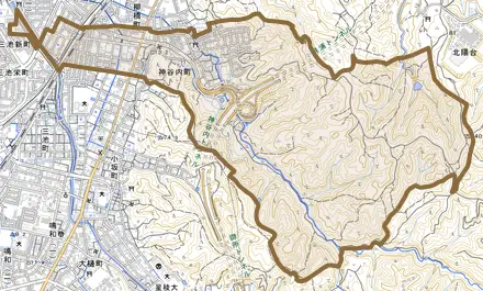 神谷内町とその周辺の地図。町の範囲を重ねている