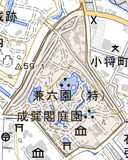 兼六町とその周辺の地図。町の範囲を重ねている