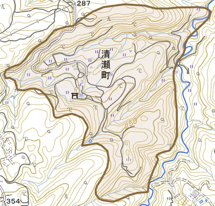 清瀬町とその周辺の地図。町の範囲を重ねている