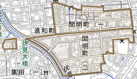 間明町とその周辺の地図。町の範囲を重ねている