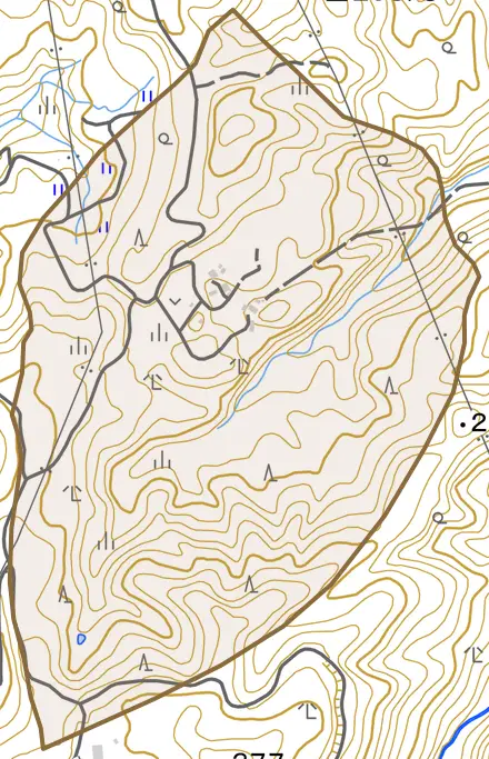 娚杉町とその周辺の地図。町の範囲を重ねている