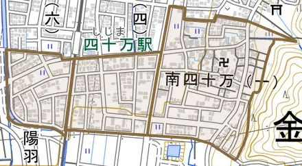 南四十万とその周辺の地図。町の範囲を重ねている