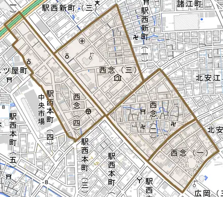 西念とその周辺の地図。町の範囲を重ねている
