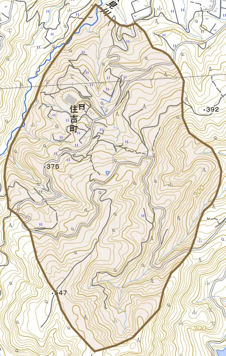 住吉町とその周辺の地図。町の範囲を重ねている