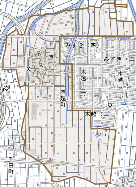 木越町とその周辺の地図。町の範囲を重ねている