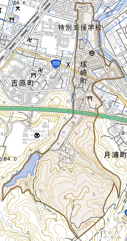 塚崎町とその周辺の地図。町の範囲を重ねている