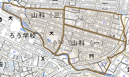 山科とその周辺の地図。町の範囲を重ねている