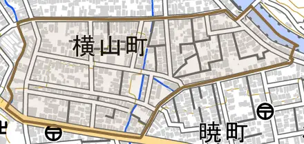 横山町とその周辺の地図。町の範囲を重ねている