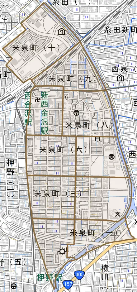 米泉町とその周辺の地図。町の範囲を重ねている