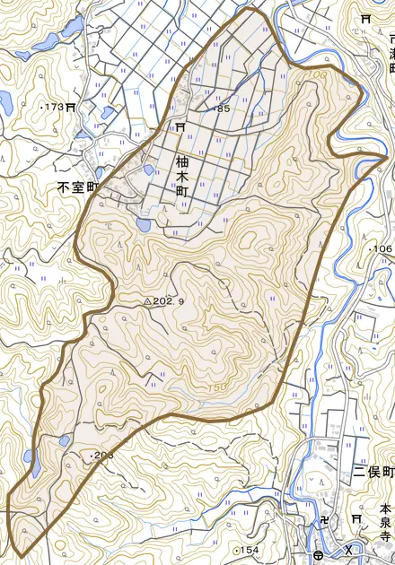 柚木町とその周辺の地図。町の範囲を重ねている