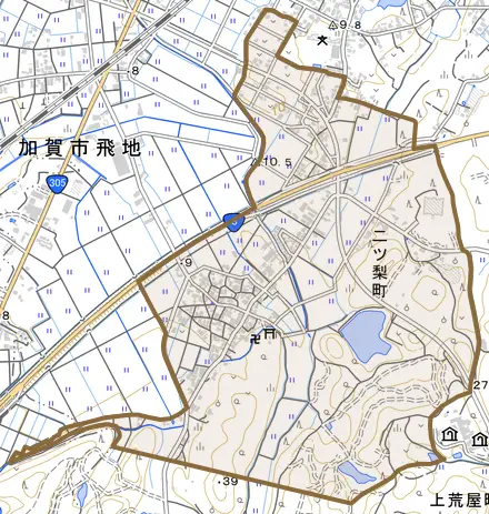 二ツ梨町とその周辺の地図。町の範囲を重ねている