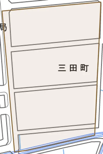 三田町とその周辺の地図。町の範囲を重ねている