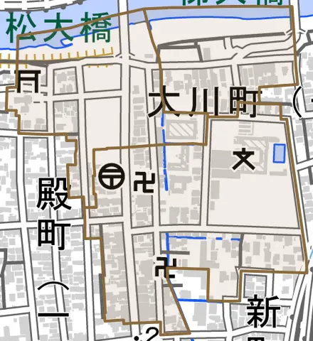 大川町とその周辺の地図。町の範囲を重ねている
