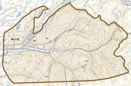 鵜川町とその周辺の地図。町の範囲を重ねている