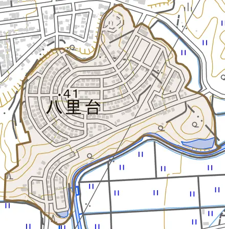 八里台とその周辺の地図。町の範囲を重ねている