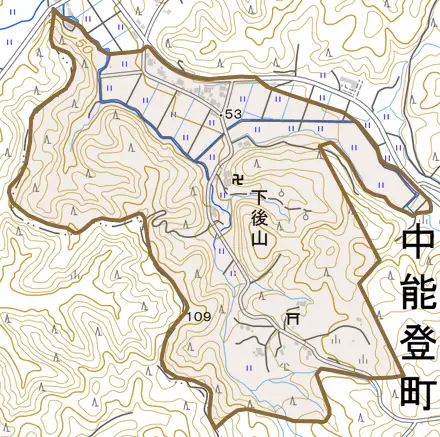下後山とその周辺の地図。町の範囲を重ねている