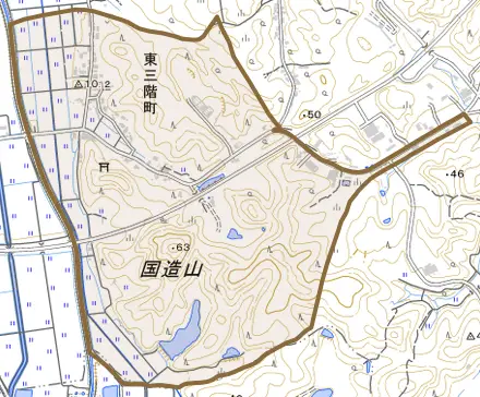 東三階町とその周辺の地図。町の範囲を重ねている