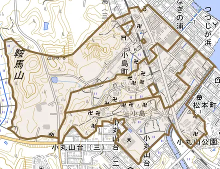 小島町とその周辺の地図。町の範囲を重ねている