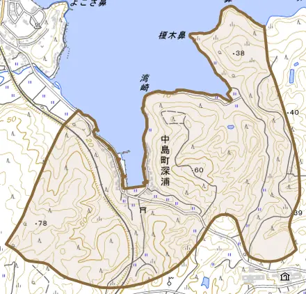中島町深浦とその周辺の地図。町の範囲を重ねている