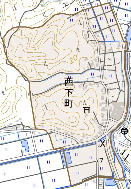 西下町とその周辺の地図。町の範囲を重ねている