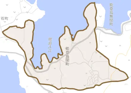 能登島閨町とその周辺の地図。町の範囲を重ねている