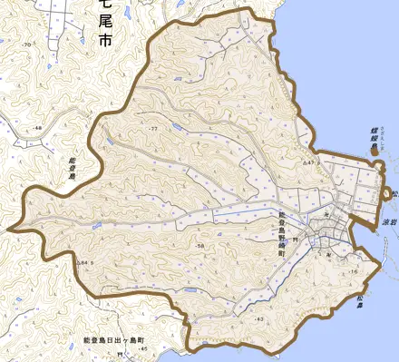 能登島野崎町とその周辺の地図。町の範囲を重ねている