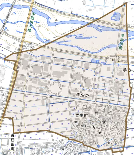 粟生町とその周辺の地図。町の範囲を重ねている