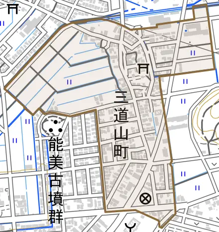 三道山町とその周辺の地図。町の範囲を重ねている