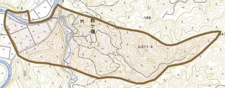 字鈴ケ嶺とその周辺の地図。町の範囲を重ねている