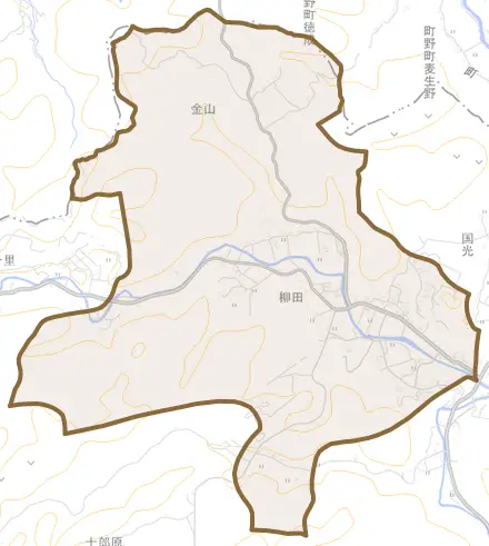 字柳田とその周辺の地図。町の範囲を重ねている