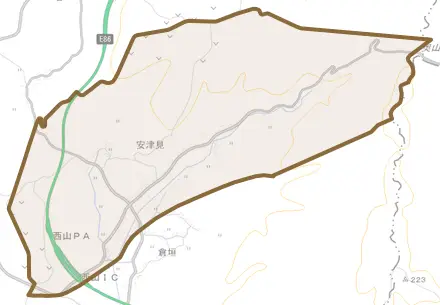 安津見とその周辺の地図。町の範囲を重ねている