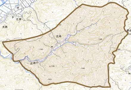 広地とその周辺の地図。町の範囲を重ねている