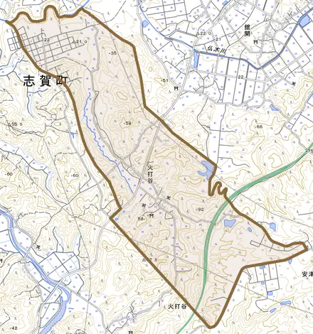 火打谷とその周辺の地図。町の範囲を重ねている