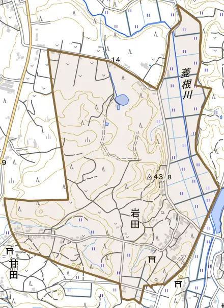岩田とその周辺の地図。町の範囲を重ねている