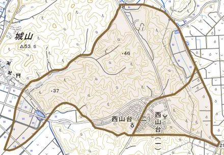 西山台とその周辺の地図。町の範囲を重ねている