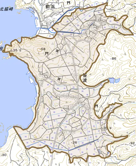 笹波とその周辺の地図。町の範囲を重ねている
