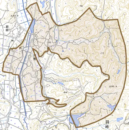 坪野とその周辺の地図。町の範囲を重ねている
