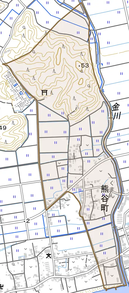 熊谷町とその周辺の地図。町の範囲を重ねている