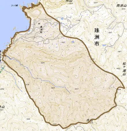 真浦町とその周辺の地図。町の範囲を重ねている