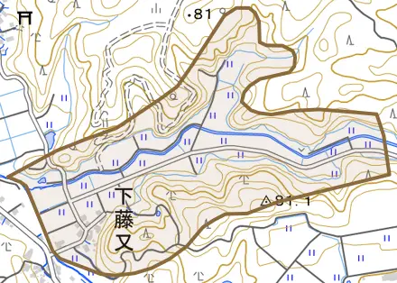 字下藤又とその周辺の地図。町の範囲を重ねている