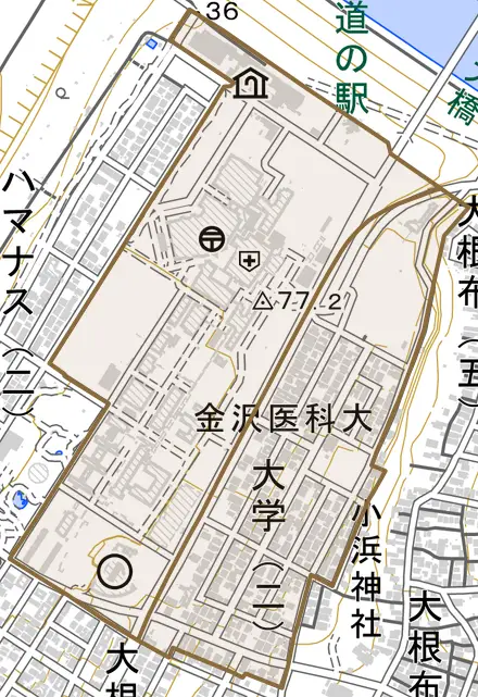 字大学とその周辺の地図。町の範囲を重ねている