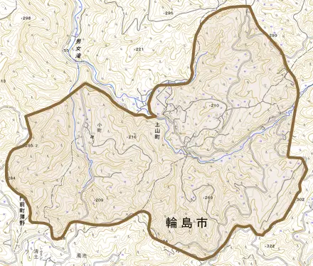 上山町とその周辺の地図。町の範囲を重ねている