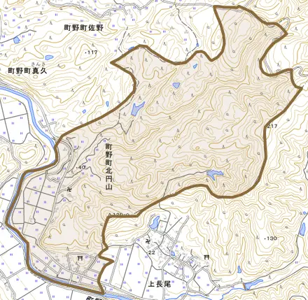 町野町北円山とその周辺の地図。町の範囲を重ねている