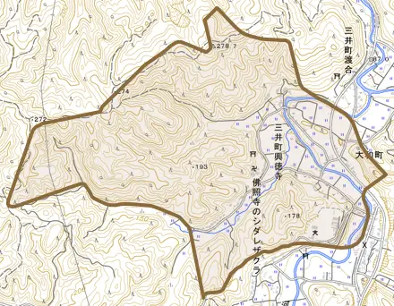 三井町興徳寺とその周辺の地図。町の範囲を重ねている