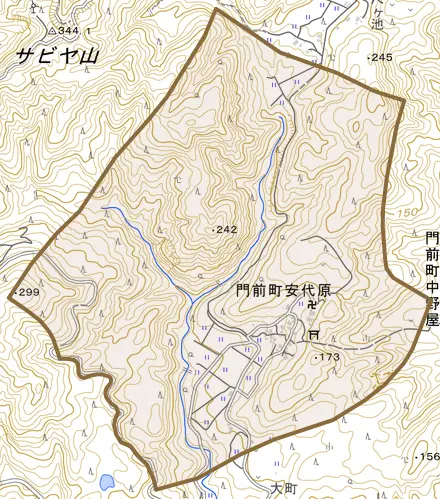 門前町安代原とその周辺の地図。町の範囲を重ねている