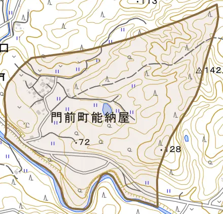 門前町能納屋とその周辺の地図。町の範囲を重ねている