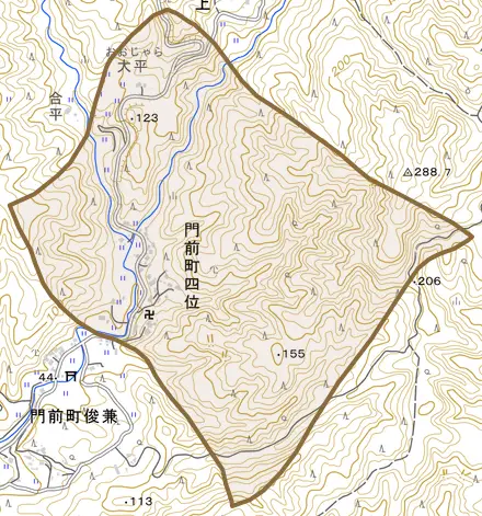 門前町四位とその周辺の地図。町の範囲を重ねている
