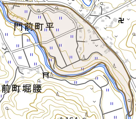 門前町平とその周辺の地図。町の範囲を重ねている